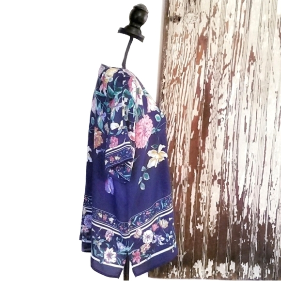 Liz Claiborne Secret Garden Floral Tunic Top Navy Size M - Picture 5 of 11